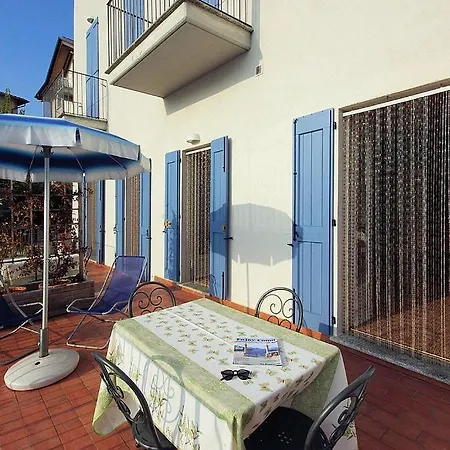 Sleeps 3 Pool Wifi * Mezzegra